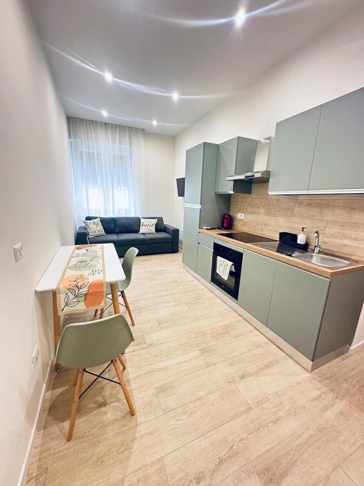 Apartment Bold 2 *